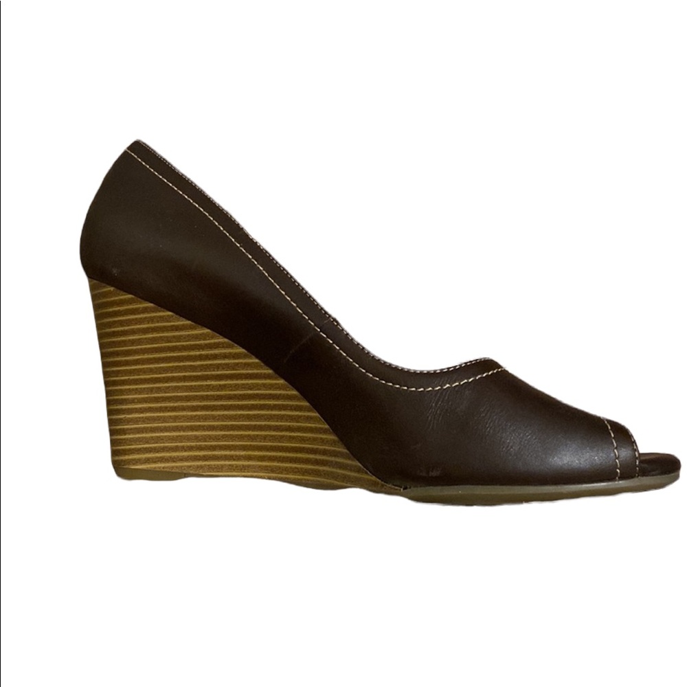 A2 by Aerosoles Wandering Brown size 10 peep toe wedges - Picture 1 of 8